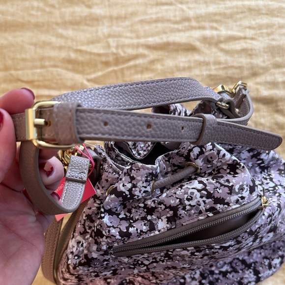 Isaac Mizrahi Floral Drawstring crossbody - Picture 17 of 17